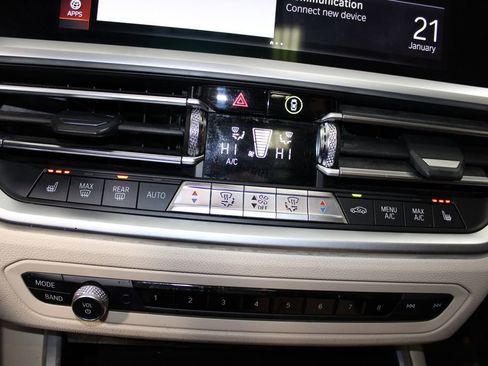 Used 2019 BMW 330i xDrive 330i xDrive image 44