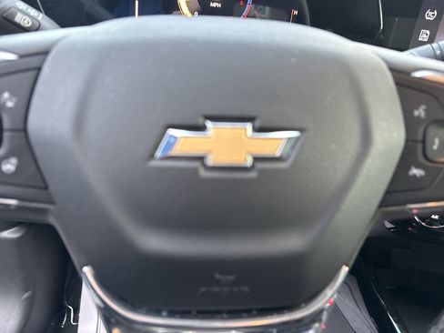 New 2026 Chevrolet Trax LT w/ Driver Confidence Package image 30