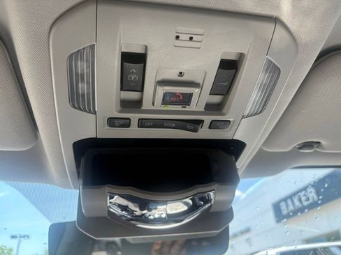 Used 2023 Toyota Highlander Platinum FWD image 21
