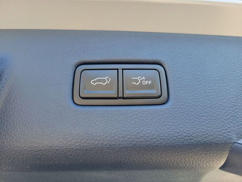 New 2026 Kia Carnival EX image 15