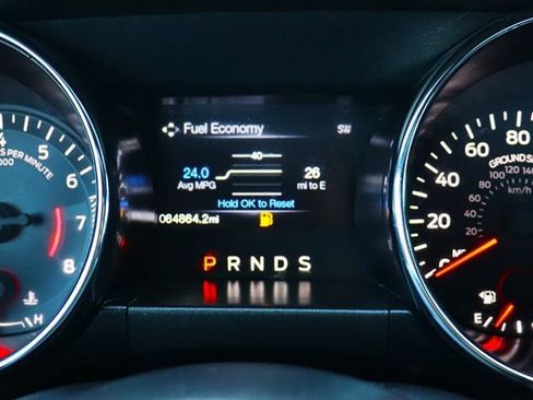 Used 2017 Ford Mustang Premium RWD image 37