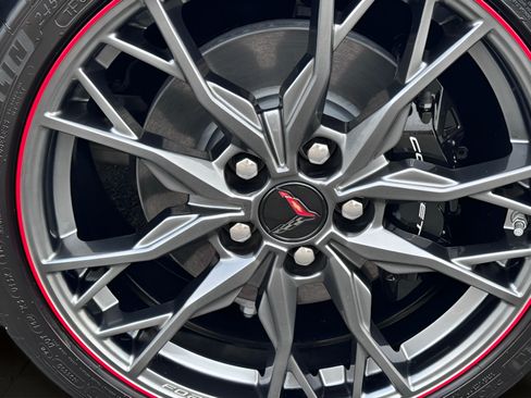 Used 2024 Chevrolet Corvette Stingray Preferred Cpe w/ Stealth Interior Trim Package RWD image 37