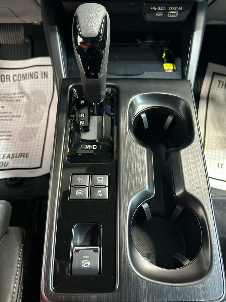 New 2026 Subaru Outback Touring XT AWD/4WD image 18