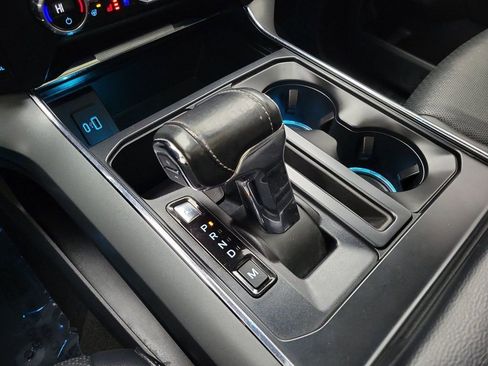 Used 2021 Ford F150 Lariat w/ Equipment Group 502A High image 17