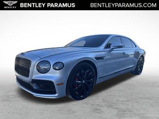 Used 2022 Bentley Flying Spur Plug-In Hybrid 360° Tour