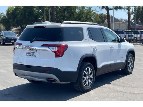 Used 2023 GMC Acadia SLT AWD/4WD image 7