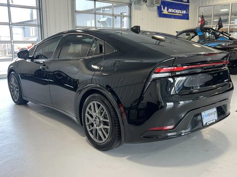 Used 2024 Toyota Prius Limited w/ Limited Premium Package FWD image 5