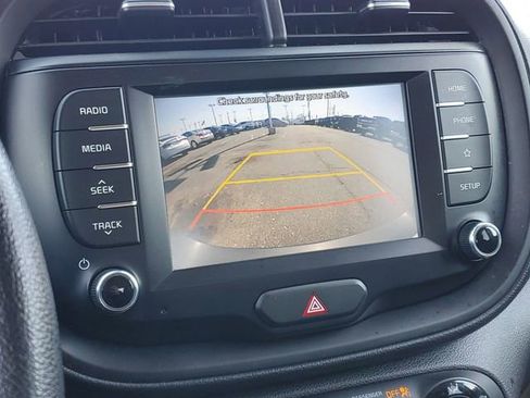 Used 2020 Kia Soul S FWD image 14