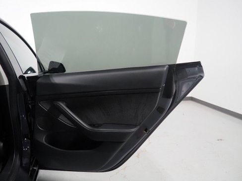 Used 2023 Tesla Model 3 Standard Range RWD image 58