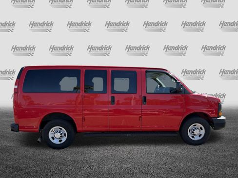 Used 2015 Chevrolet Express 3500 LS image 11