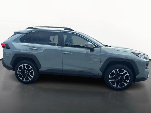Used 2020 Toyota RAV4 Adventure AWD/4WD image 2