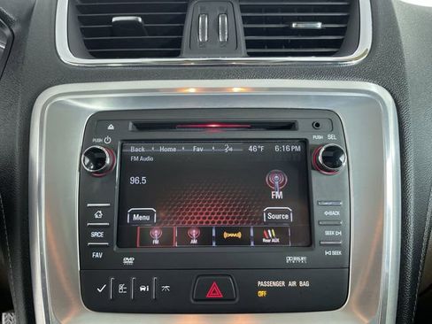 Used 2013 GMC Acadia SLT image 22