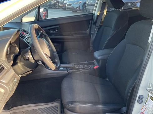 Used 2013 Subaru Crosstrek 2.0i Premium image 16