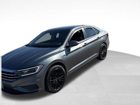 Used 2019 Volkswagen Jetta SEL image 3