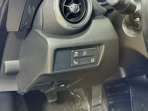 Used 2017 MAZDA MX-5 Miata RF Grand Touring image 10