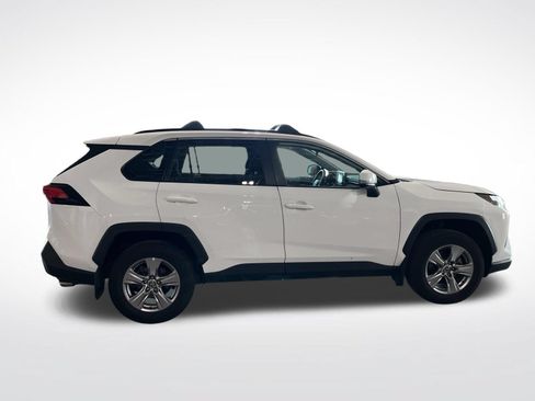 Used 2022 Toyota RAV4 XLE w/ Convenience Package AWD/4WD image 13