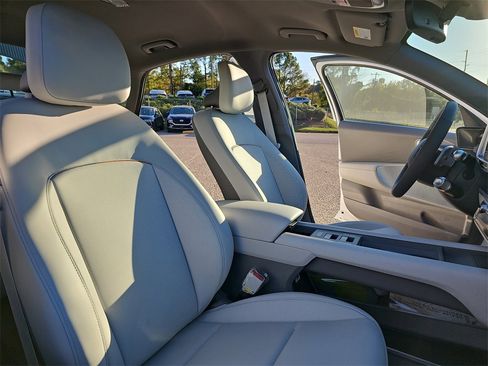 New 2025 Hyundai Ioniq 6 SEL image 10