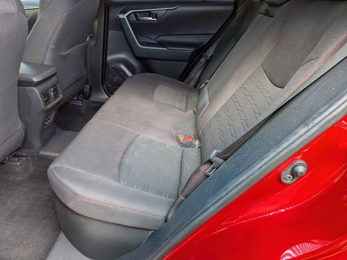 Used 2022 Toyota RAV4 SE w/ Weather & Moonroof Package AWD/4WD image 16