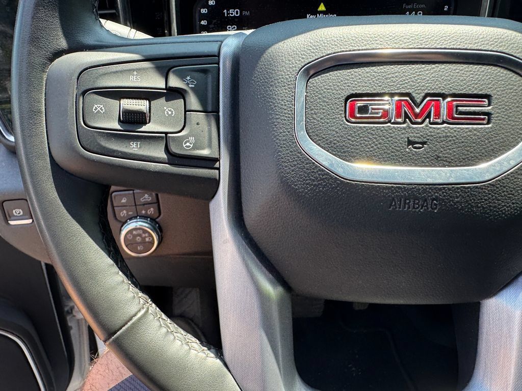 Used 2025 GMC Sierra 1500 SLT AWD/4WD image 22