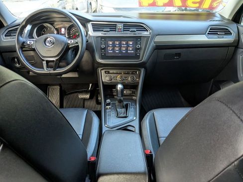 Used 2019 Volkswagen Tiguan SE image 23
