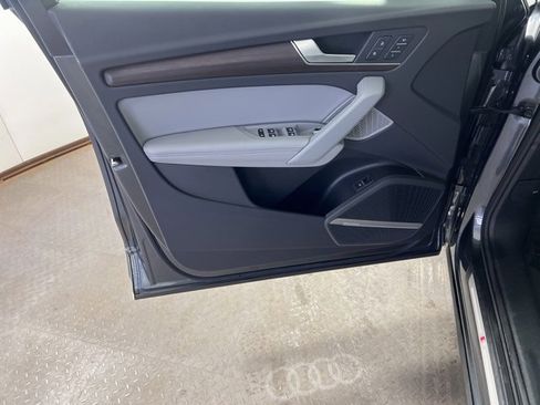 Certified 2022 Audi Q5 2.0T Premium Plus w/ Premium Plus Package image 21