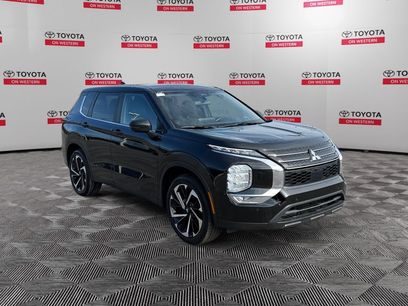 Used 2024 Mitsubishi Outlander SE