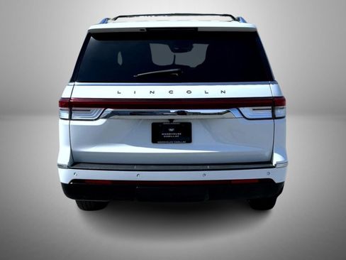 Used 2022 Lincoln Navigator L Reserve AWD/4WD image 6