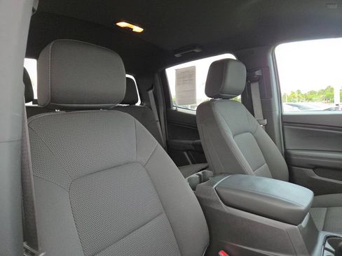 Used 2025 Chevrolet Colorado LT w/ Advanced Trailering Package RWD image 12