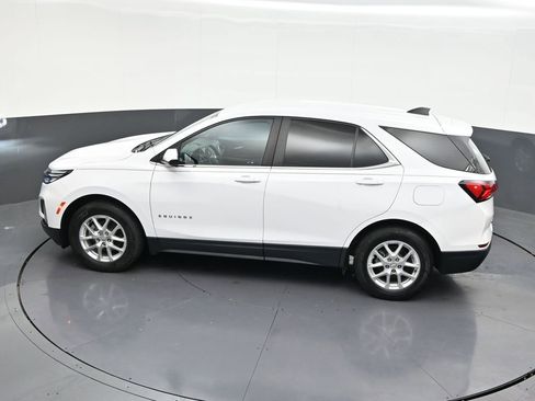 Used 2022 Chevrolet Equinox LT FWD image 17