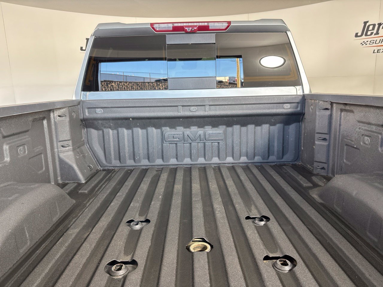 Used 2025 GMC Sierra 3500 AT4 w/ AT4 Premium Plus Package AWD/4WD image 21