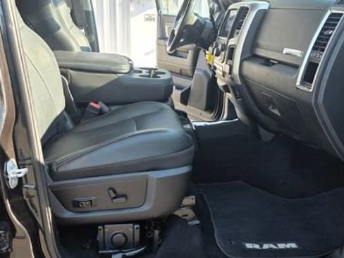 Used 2018 RAM 2500 Laramie image 14