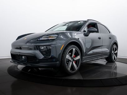 New 2025 Porsche Macan 4S Electric