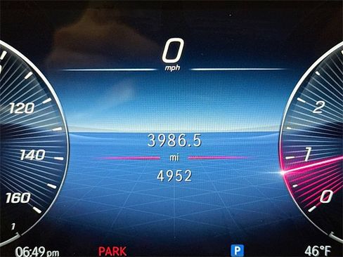 Certified 2025 Mercedes-Benz GLB 250 4MATIC image 12