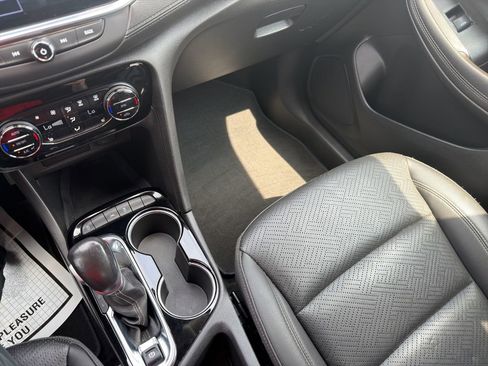 Certified 2023 Buick Encore GX Essence w/ Experience Buick Package FWD image 27