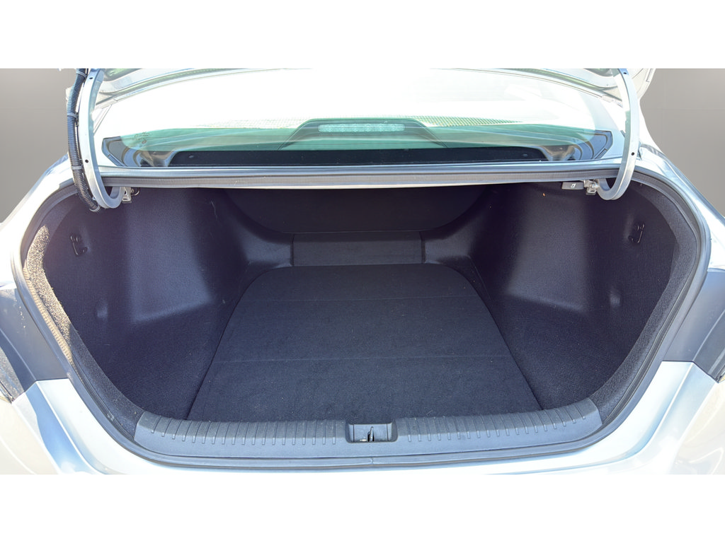 Certified 2025 Honda Accord LX image 18