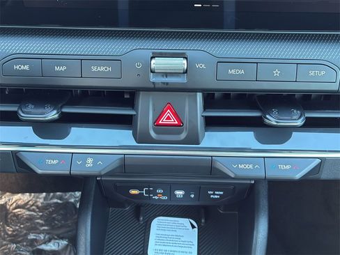 New 2025 Kia K4 GT-Line Turbo image 18