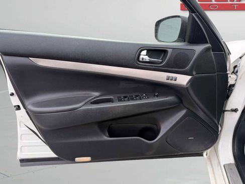 Used 2013 INFINITI G37 x Sedan w/ Premium Pkg image 13