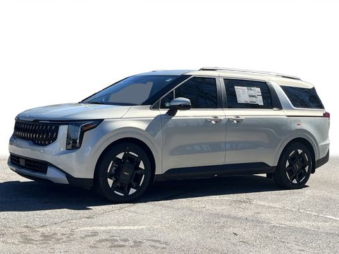 New 2026 Kia Carnival EX FWD image 25