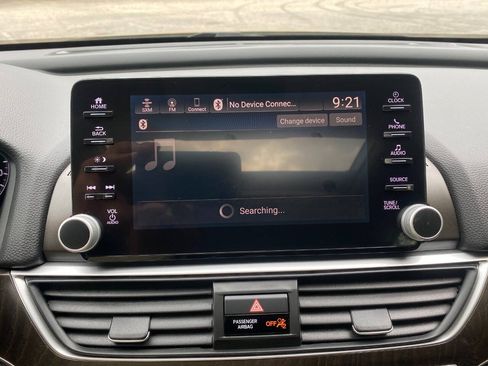 Used 2018 Honda Accord EX image 26