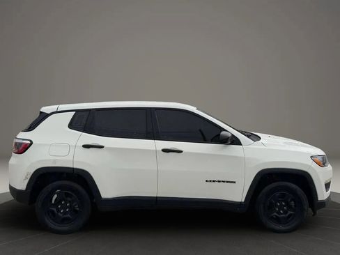Used 2018 Jeep Compass Sport FWD image 8