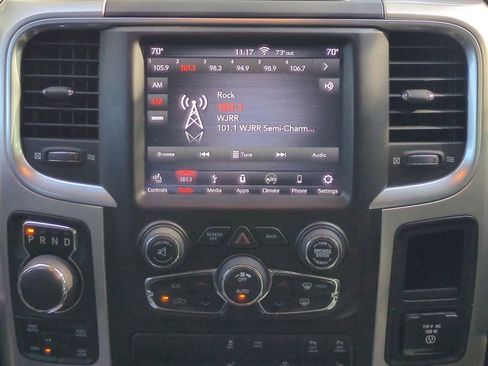 Used 2018 RAM 1500 Big Horn image 27