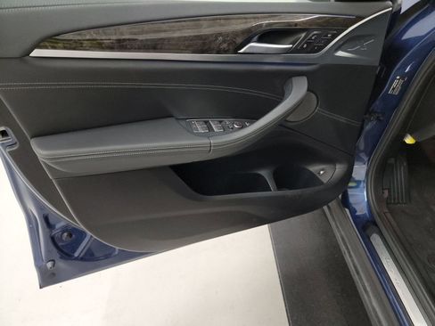 Used 2020 BMW X3 xDrive30e w/ Executive Package image 9