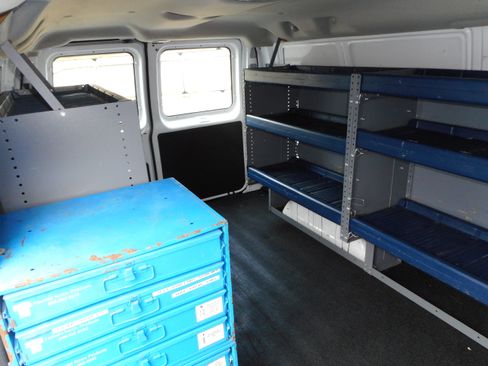 Used 2008 Ford E-350 and Econoline 350 Super Duty image 19