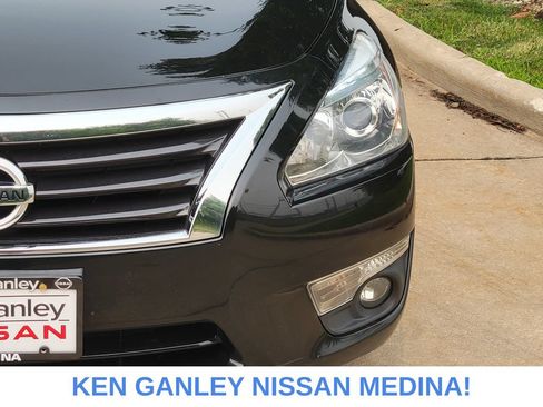 Used 2013 Nissan Altima 2.5 SL w/ 2.5 Moonroof Pkg FWD image 10