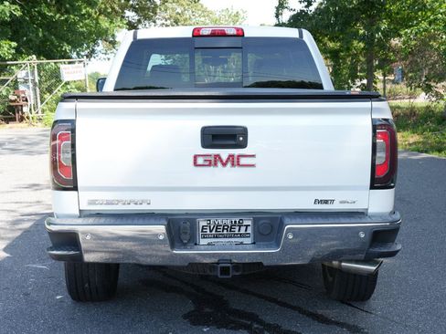 Used 2018 GMC Sierra 1500 SLT w/ SLT Premium Package AWD/4WD image 6