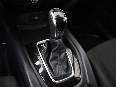 Used 2021 Nissan Rogue Sport S FWD image 42