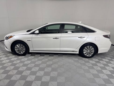 Used 2016 Hyundai Sonata SE image 8