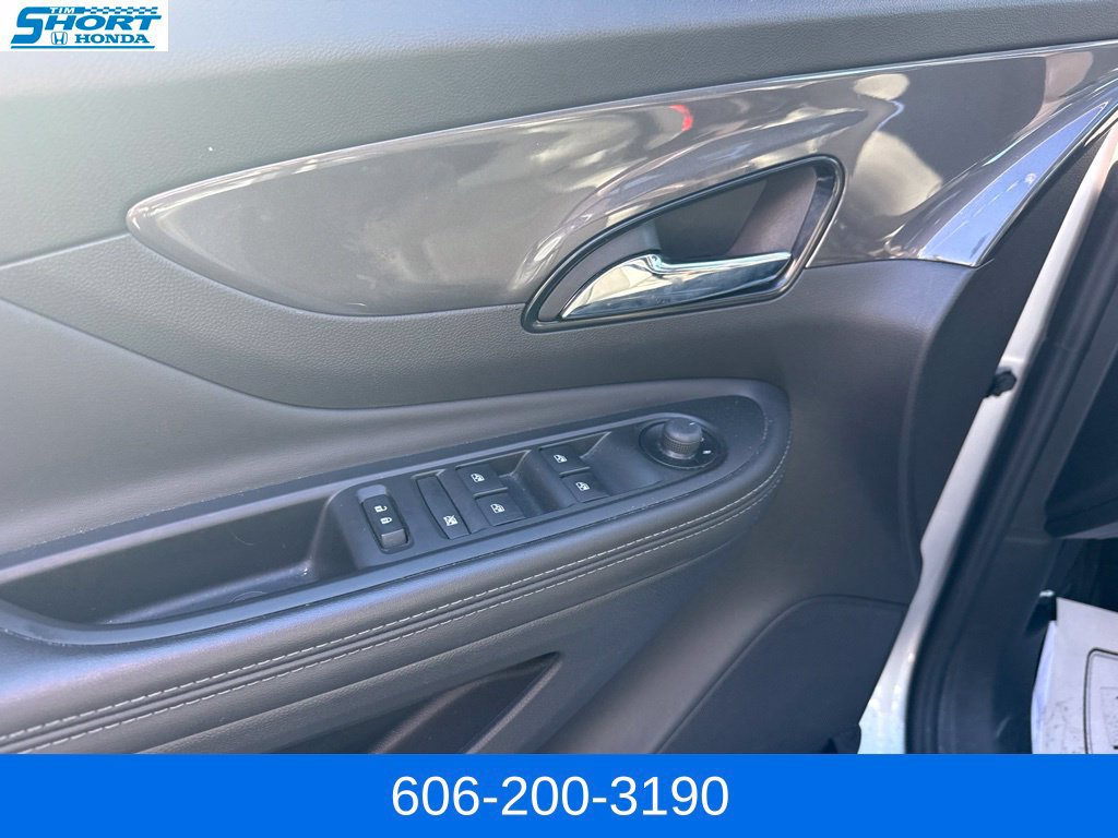 Used 2022 Buick Encore Preferred AWD/4WD image 21