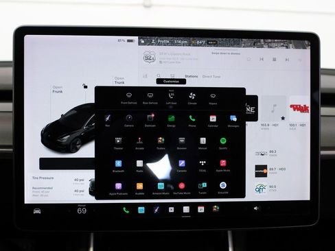 Used 2019 Tesla Model 3 Standard Range Plus image 28