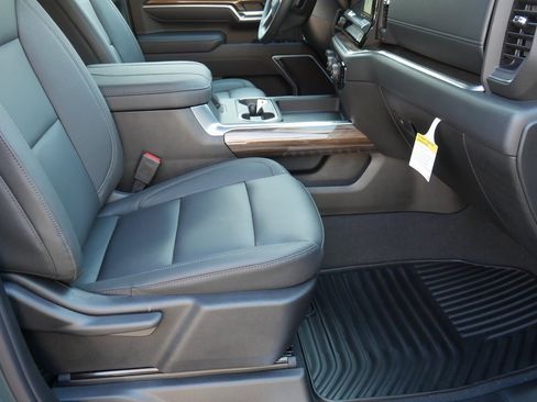 New 2026 Chevrolet Silverado 2500 LT w/ Trail Boss Package image 22